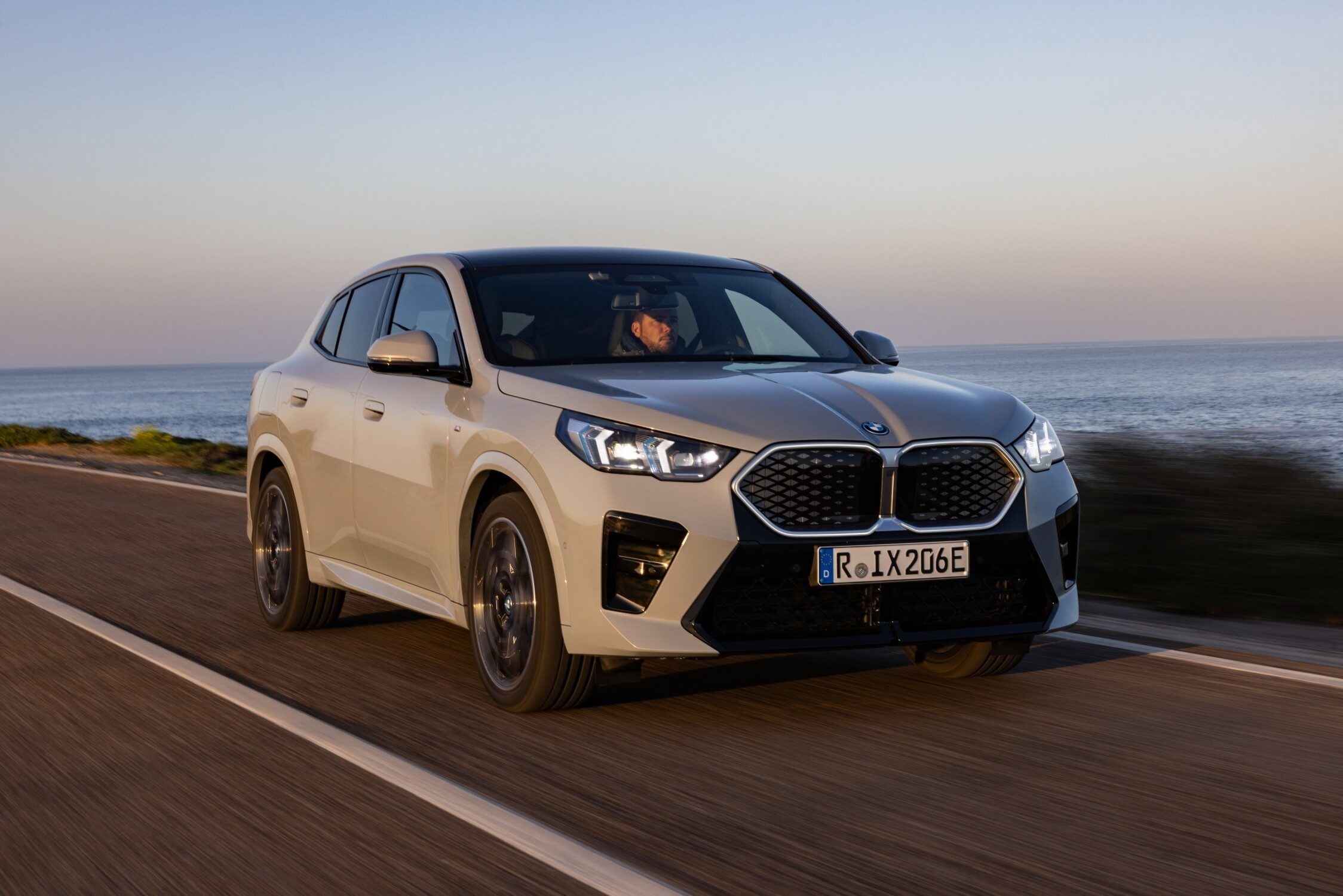 BMW iX2